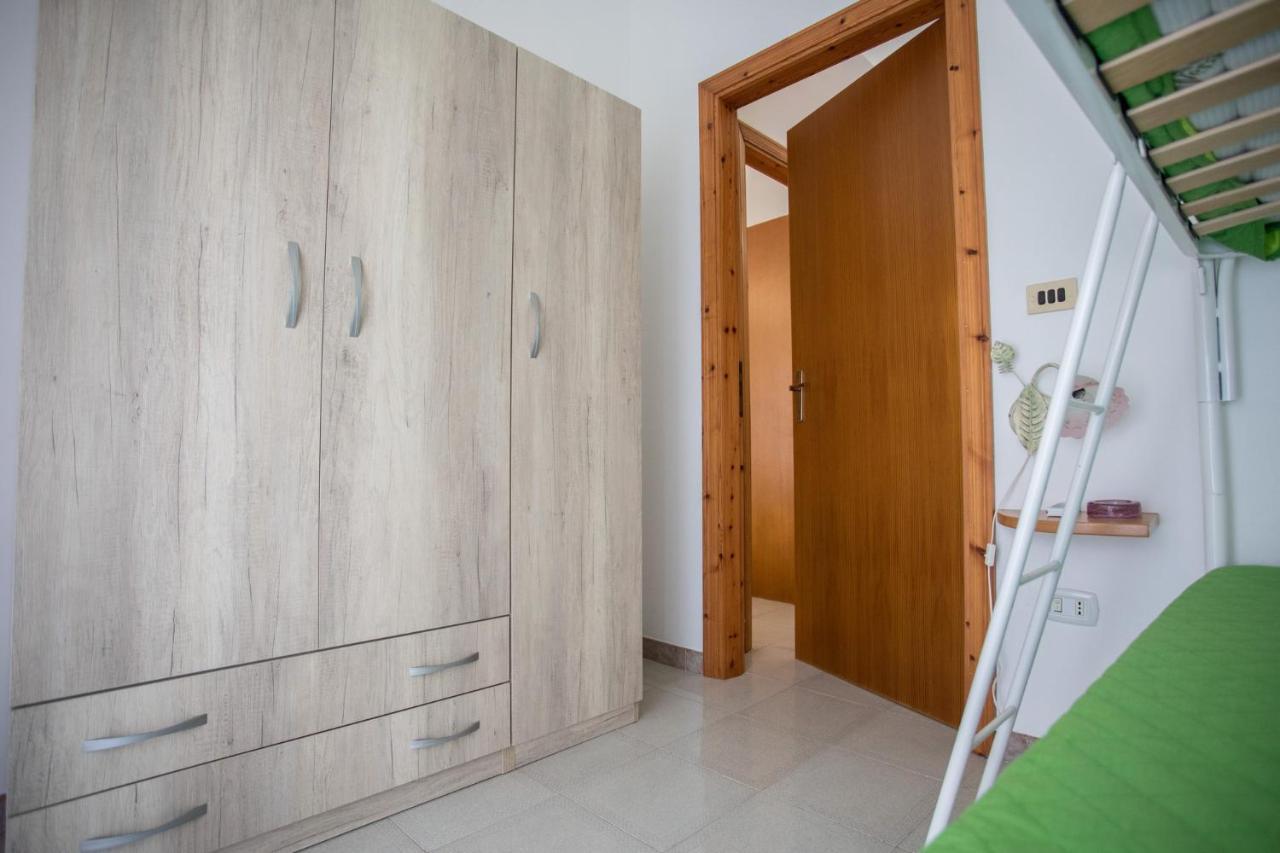 Villino Carolin Apartment Torre Lapillo Exterior photo