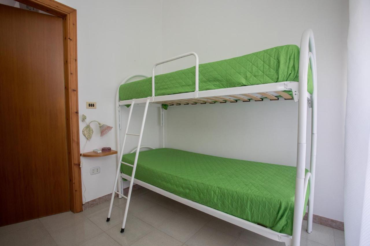 Villino Carolin Apartment Torre Lapillo Exterior photo